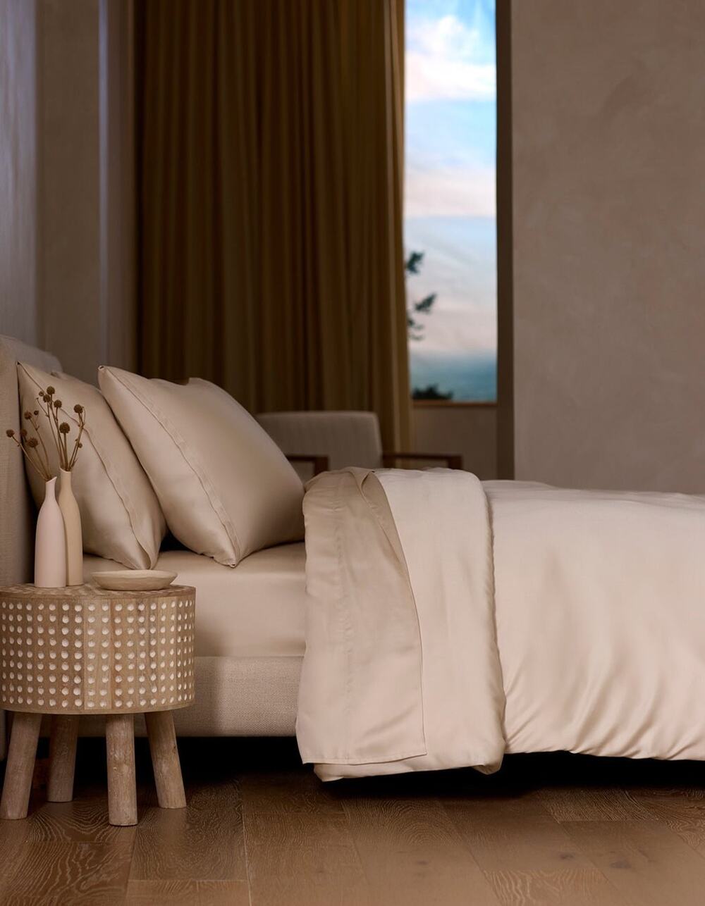 Cozy Earth Bamboo Fitted & Flat Sheet Set King Creme NWOT